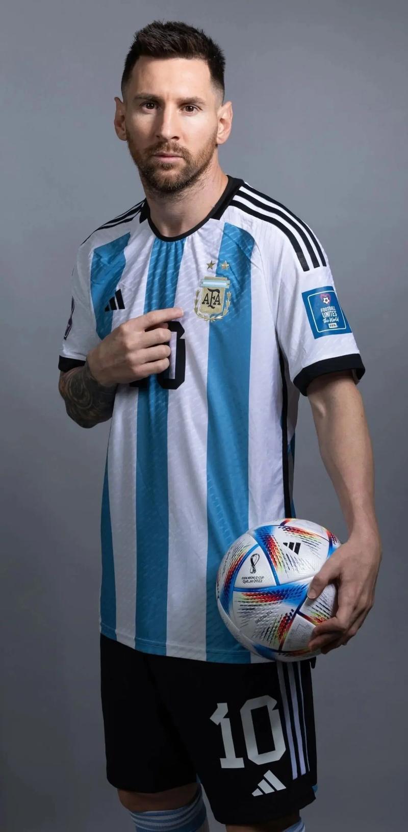 勇士vs鹈鹕伤病报告：库里等8人缺席，小佩顿大概率出战