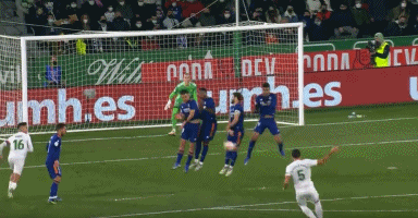 西媒：阿姆拉巴特已前往摩洛哥，不会随贝蒂斯征战本轮欧联