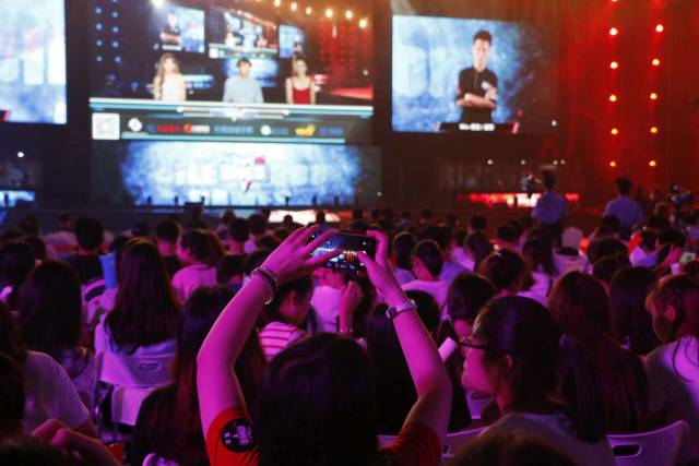 兴而痛失冠 兴而痛失冠